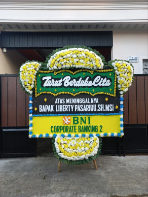 Papan Bunga Duka di Mojotengah
